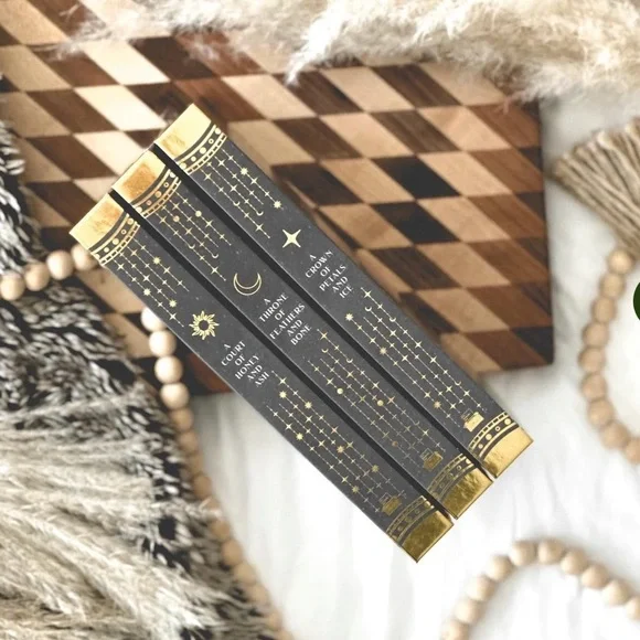 !SEND OFFERS! Bookishbox Exclusive A Court of Honey and Ice Trilogy - Picture 2 of 3